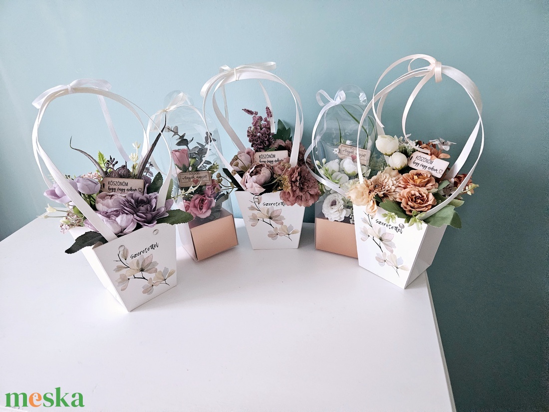 Anyák napi kistáska virágbox  - otthon & életmód - virágdekoráció - virágok - virágbox - Meska.hu