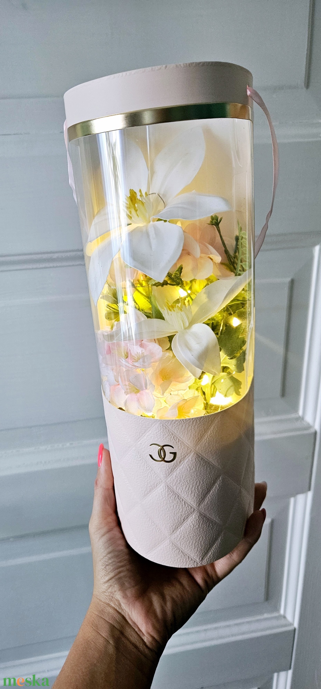 Ballagási hengerbox LED világítással � - otthon & életmód - virágdekoráció - virágok - virágbox - Meska.hu
