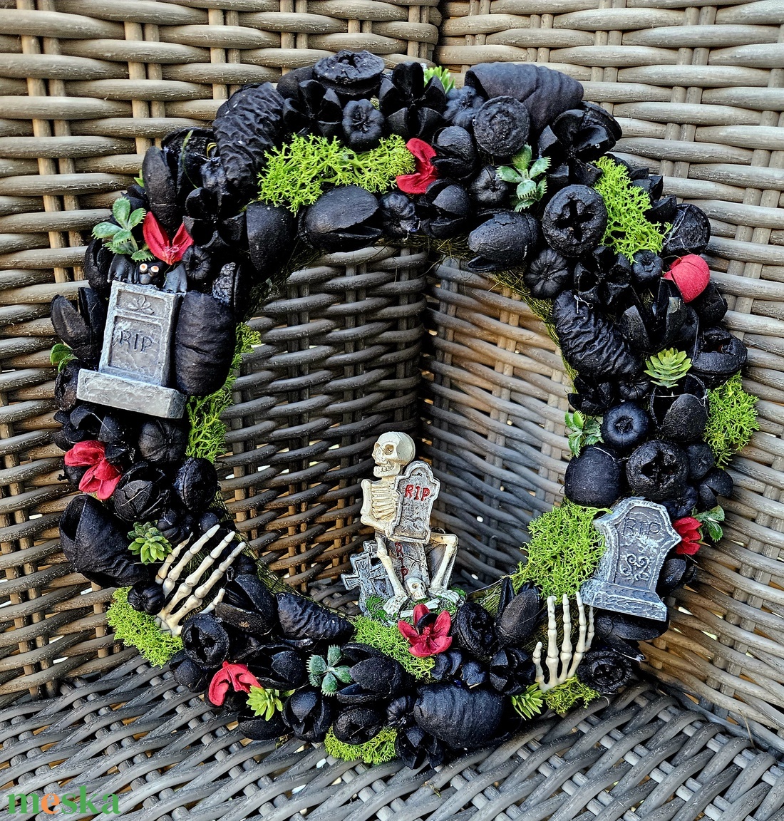 Halloweeni sírkert kopogtató  - otthon & életmód - dekoráció - halloween - halloweeni ajtódíszek és ablakdíszek - Meska.hu