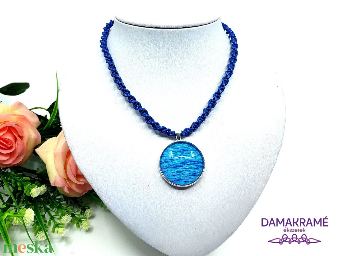 Üveglencsés makramé nyaklánc - tenger - ékszer - nyaklánc - medálos nyaklánc - Meska.hu
