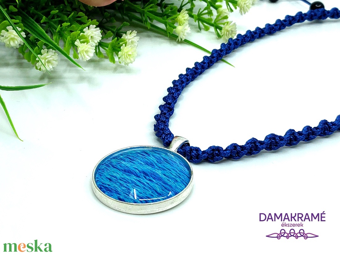 Üveglencsés makramé nyaklánc - tenger - ékszer - nyaklánc - medálos nyaklánc - Meska.hu