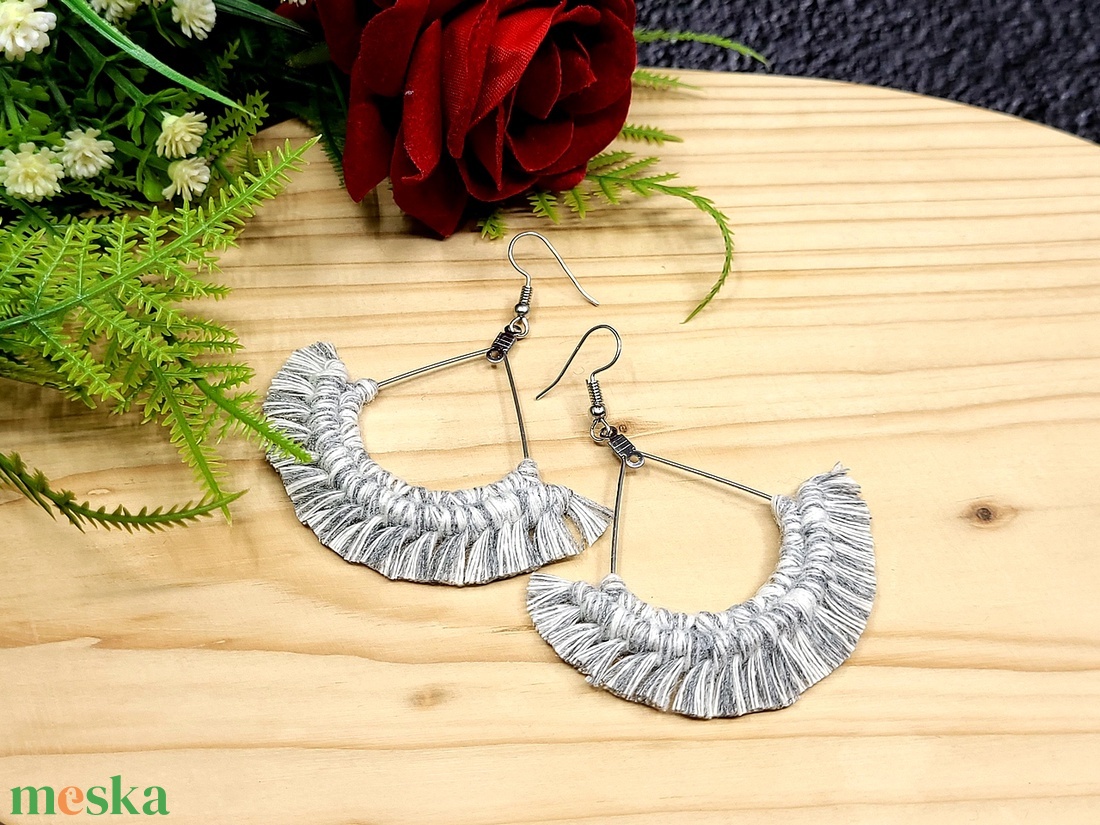 Grace makramé fülbevaló - Marble - ékszer - fülbevaló - lógó fülbevaló - Meska.hu Grace makramé fülbevaló - Marble - ékszer - fülbevaló - lógó fülbevaló - Meska.hu