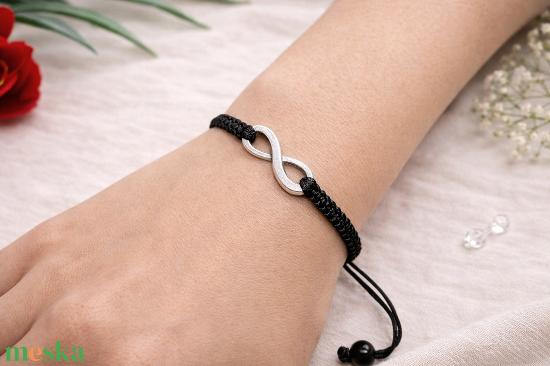 Infinity - fekete karkötő végtelen jellel - ékszer - karkötő - fonott karkötő - Meska.hu