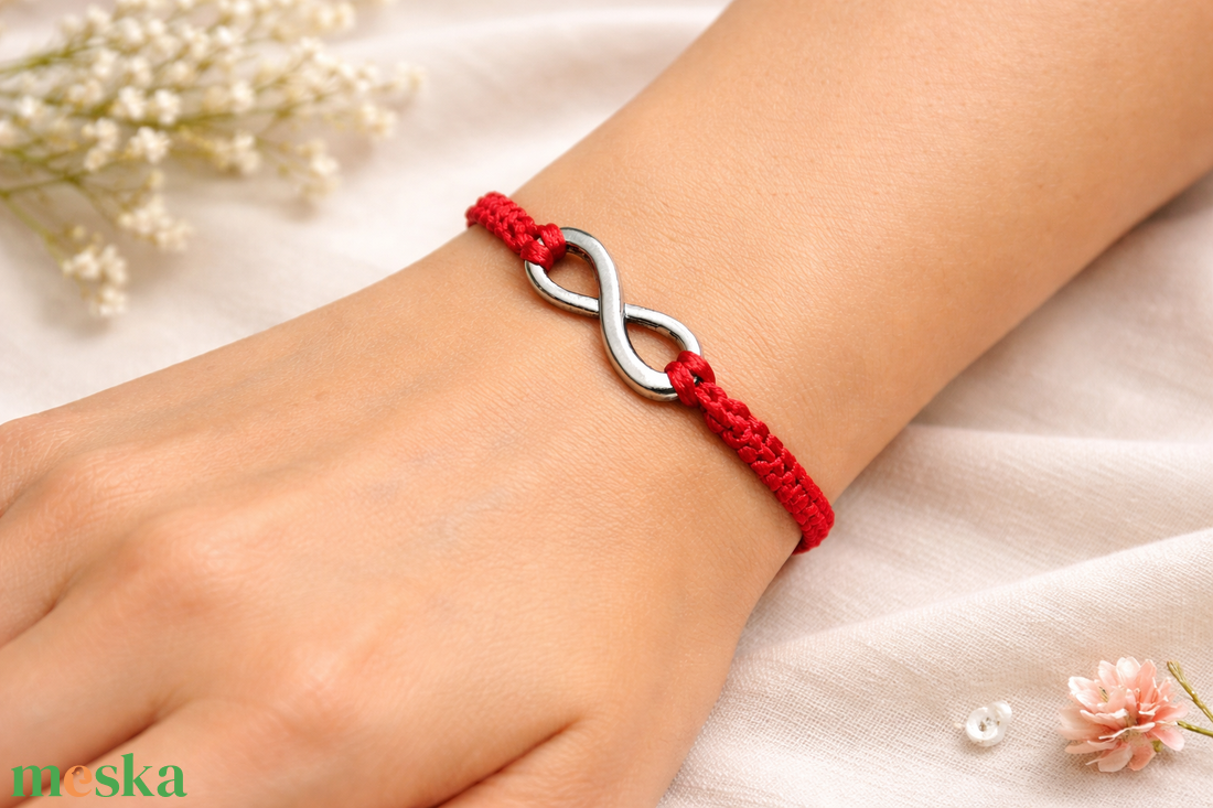 Infinity - piros karkötő végtelen jellel - ékszer - karkötő - fonott karkötő - Meska.hu