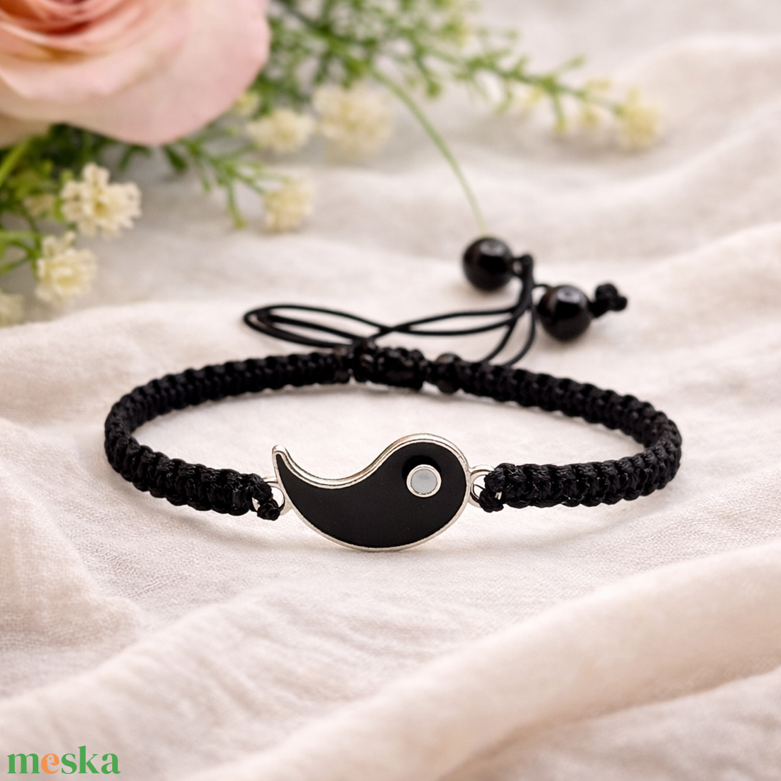 Yin-Yang duó - makramé karkötő - ékszer - karkötő - fonott karkötő - Meska.hu