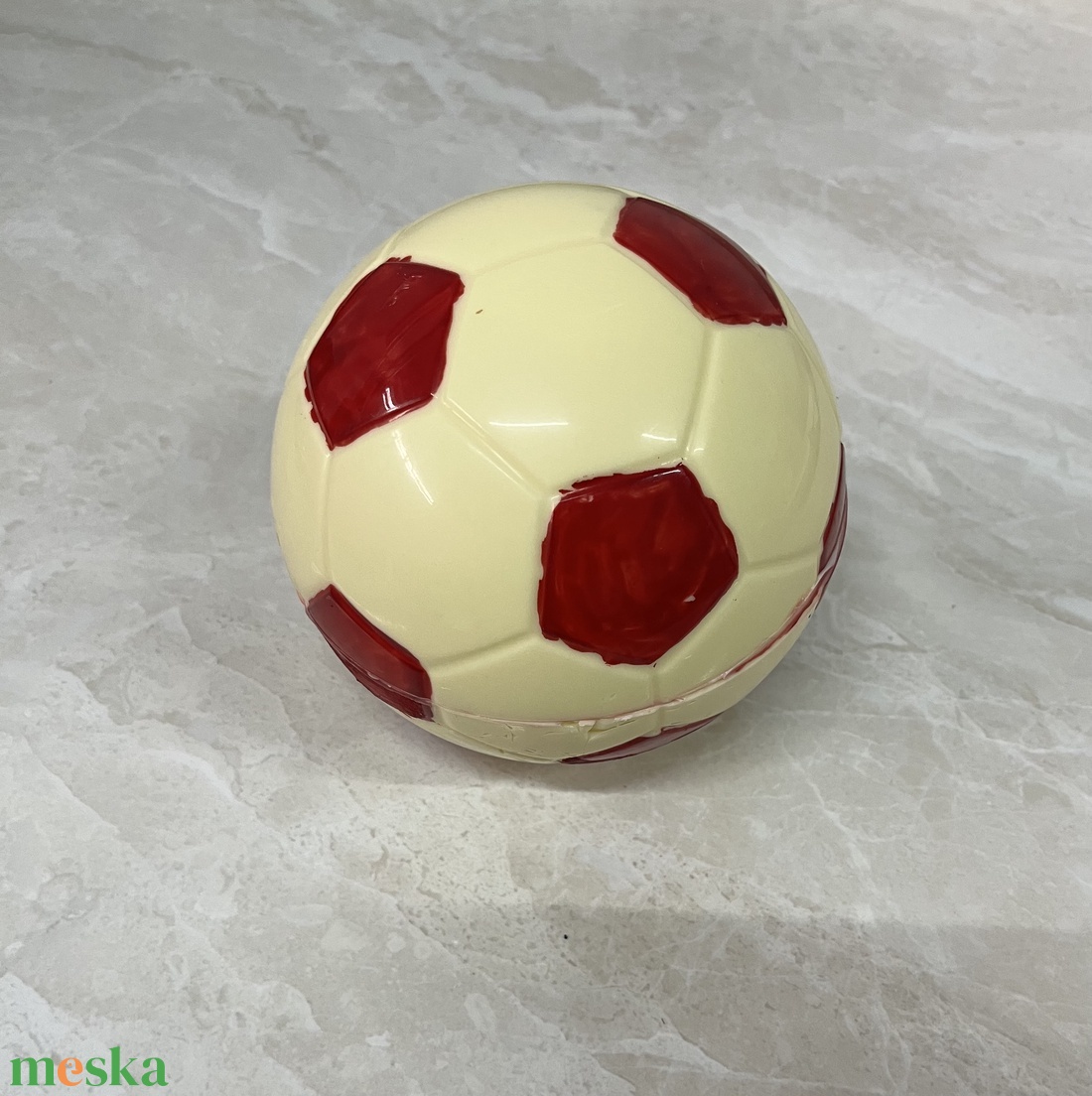 Csokoládé focilabda - élelmiszer - édesség - kézműves csokoládé - Meska.hu