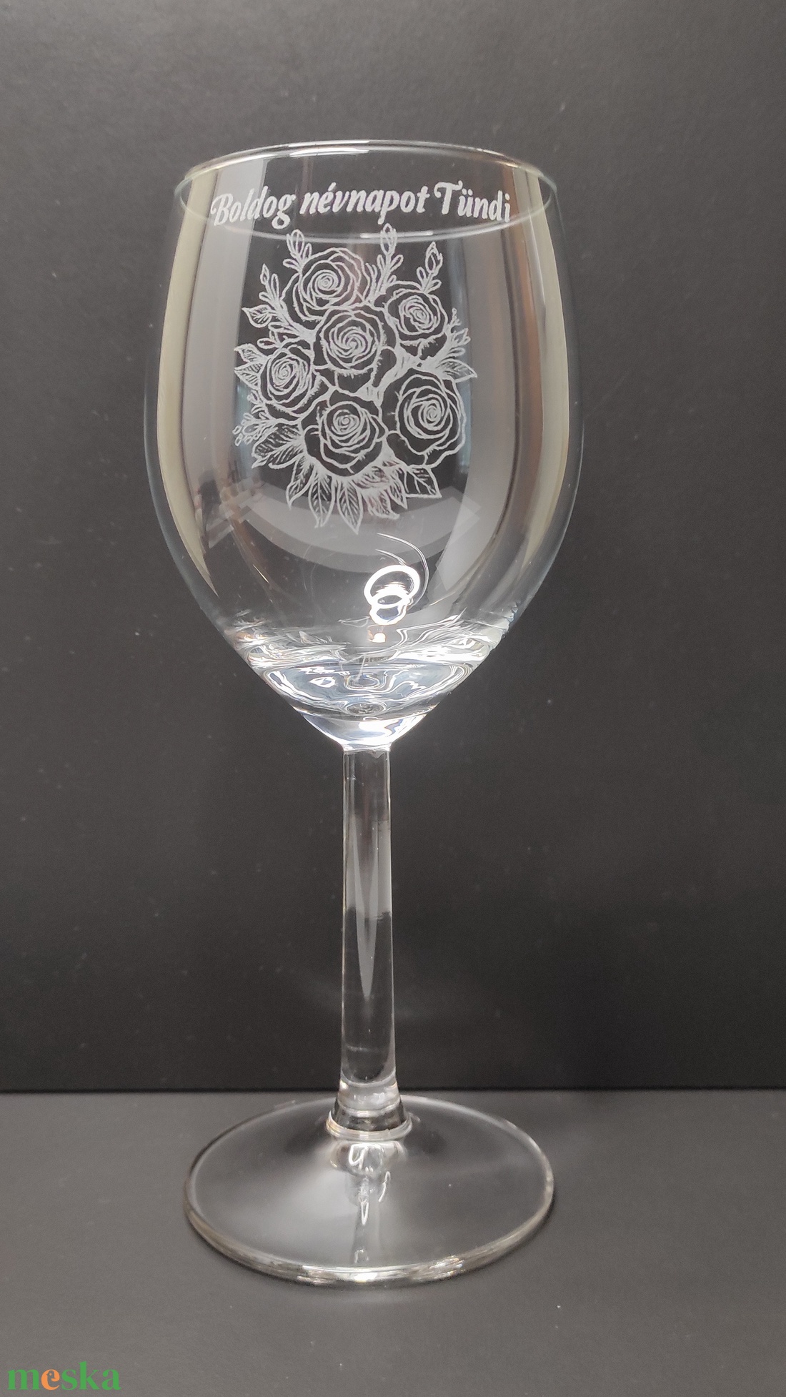 Egyénre szabható gravírozott boros pohár névnapra, 300 ml - otthon & életmód - konyhafelszerelés, tálalás - tálalás - boros poharak, szettek - Meska.hu