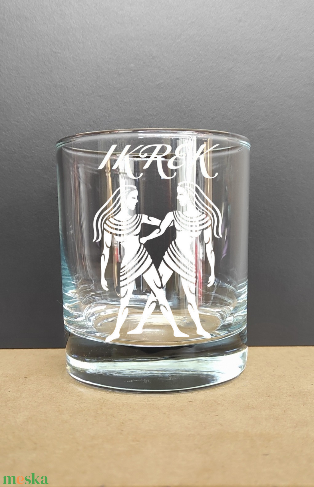 IKREK Gravírozott horoszkópos pohár, 290 ml whiskys/vizes - otthon & életmód - konyhafelszerelés, tálalás - tálalás - pohár - Meska.hu IKREK Gravírozott horoszkópos pohár, 290 ml whiskys/vizes - otthon & életmód - konyhafelszerelés, tálalás - tálalás - pohár - Meska.hu