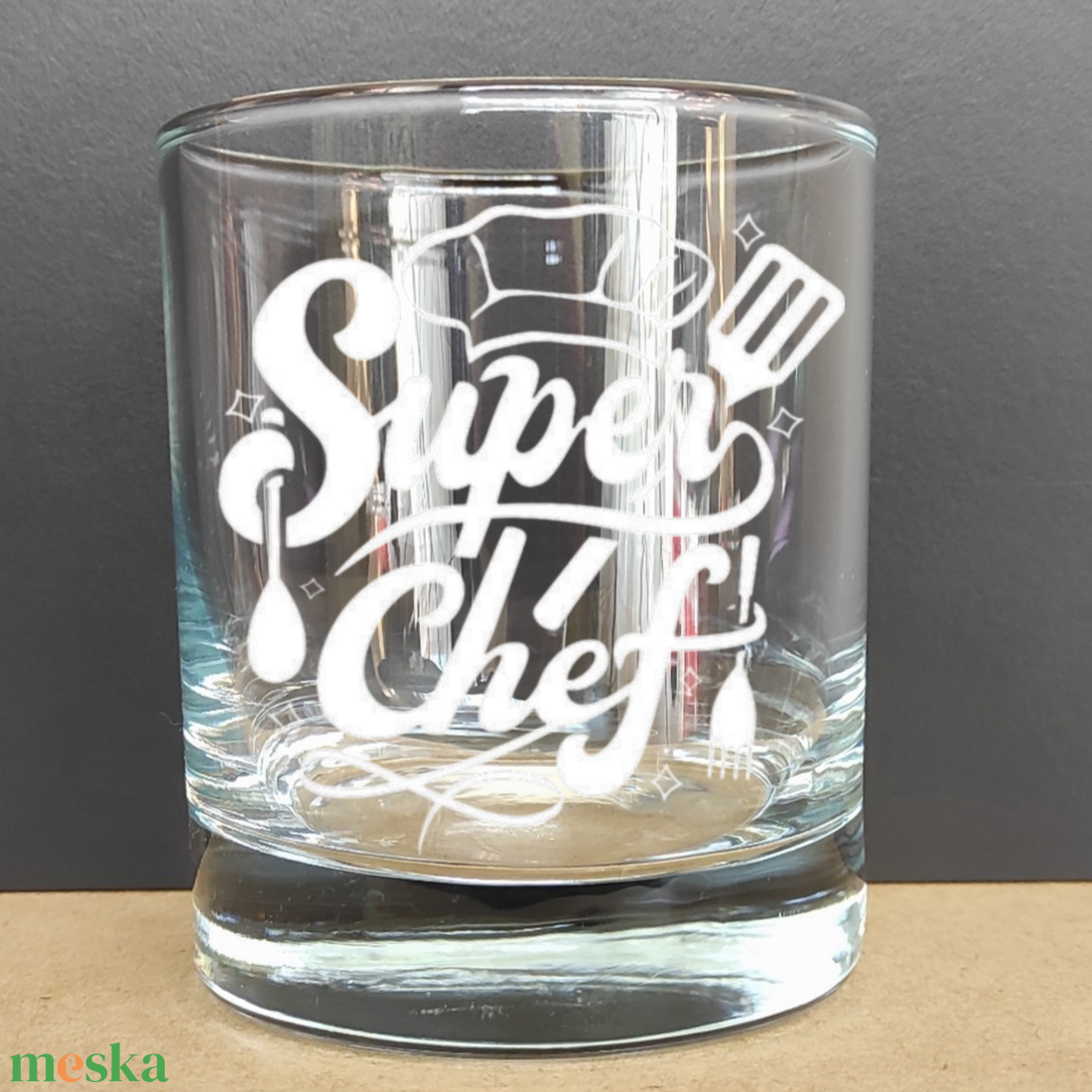 Gravírozott pohár SUPER CHEF, 290 ml whiskys/vizes - otthon & életmód - konyhafelszerelés, tálalás - tálalás - pohár - Meska.hu