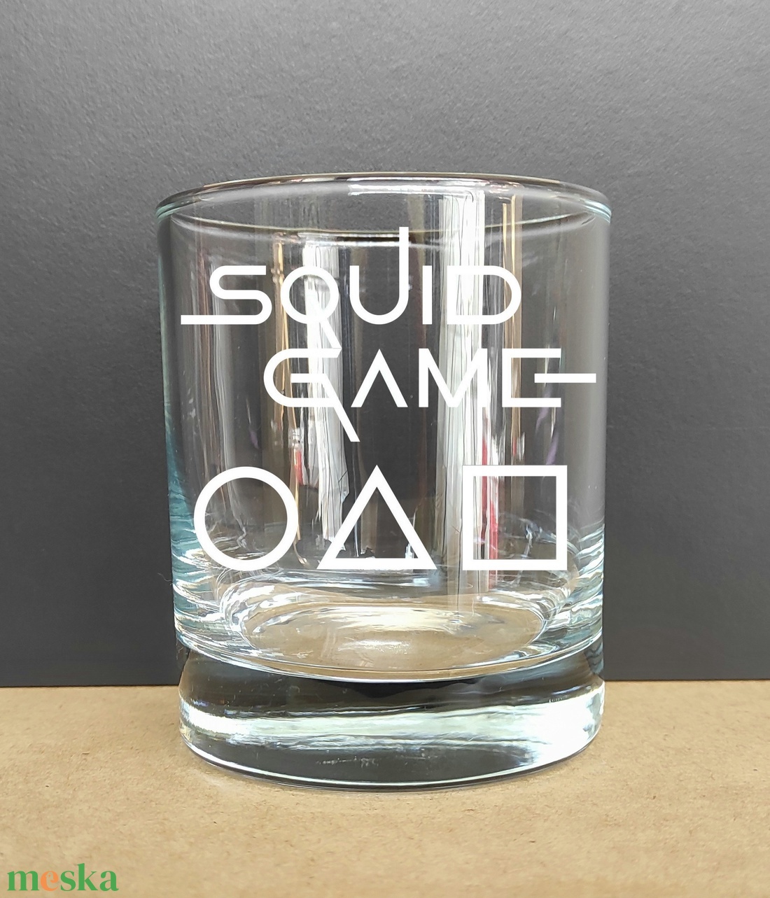 Gravírozott pohár SQUID GAME, 290 ml whiskys/vizes - otthon & életmód - konyhafelszerelés, tálalás - tálalás - pohár - Meska.hu Gravírozott pohár SQUID GAME, 290 ml whiskys/vizes - otthon & életmód - konyhafelszerelés, tálalás - tálalás - pohár - Meska.hu