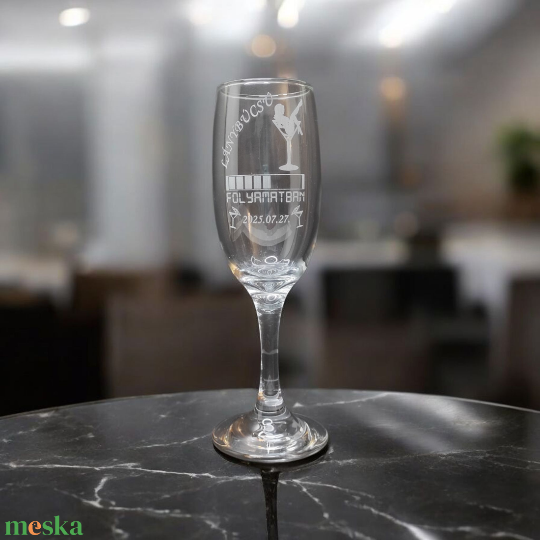 Leánybúcsús pezsgős pohár egyedi elképzelés szerint is, 185 ml  - otthon & életmód - konyhafelszerelés, tálalás - tálalás - pohár - Meska.hu
