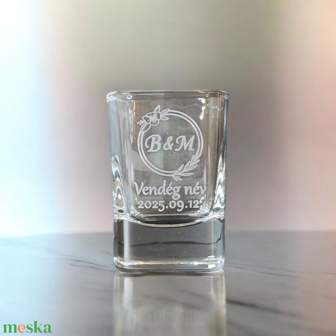 Gravírozott esküvős pálinkás pohár 55 ml szögletes - otthon & életmód - konyhafelszerelés, tálalás - tálalás - pálinkás poharak, szettek - Meska.hu