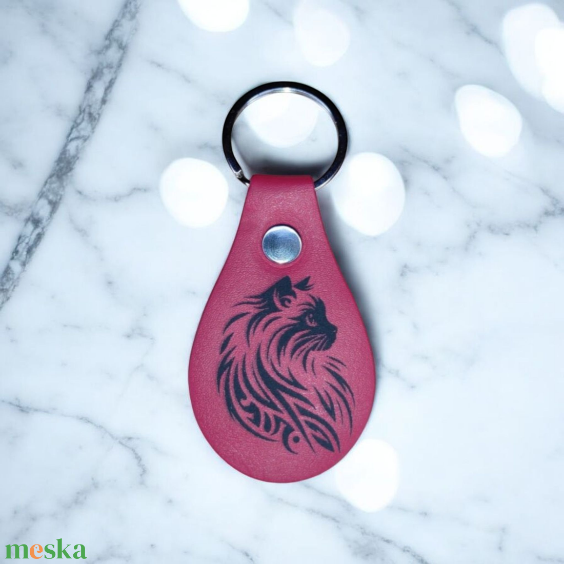 Gravírozott műbőr kulcstartó többféle választható képpel - táska & tok - kulcstartó & táskadísz - kulcstartó - Meska.hu