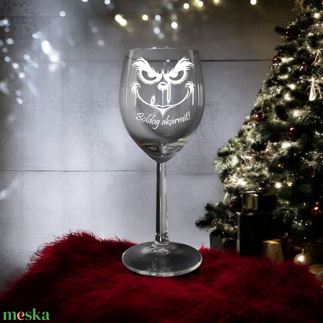 Gravírozott boros pohár Grinch, Grincs mintával, 300 ml  - otthon & életmód - konyhafelszerelés, tálalás - tálalás - pohár - Meska.hu