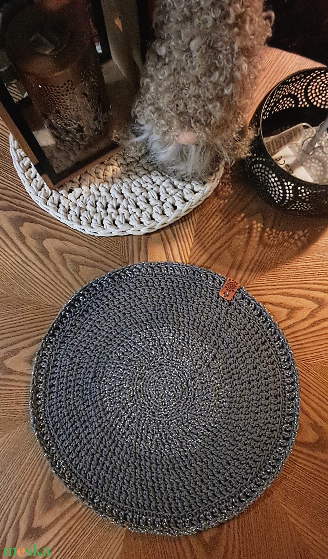 LUXURY SHINE Grafit horgolt tányéralátét - otthon & életmód - konyhafelszerelés, tálalás - tálalás - tányér- és poháralátét - Meska.hu