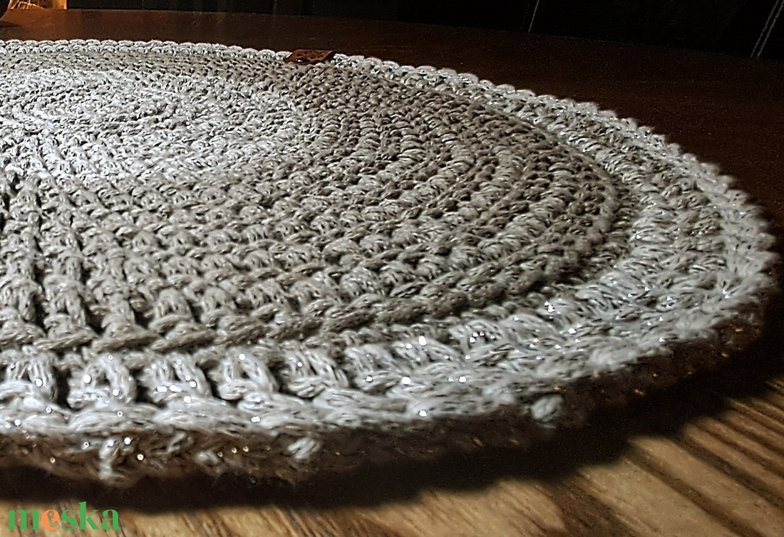 LUXURY SHINE Caffé Latte horgolt tányéralátét - otthon & életmód - konyhafelszerelés, tálalás - tálalás - tányér- és poháralátét - Meska.hu