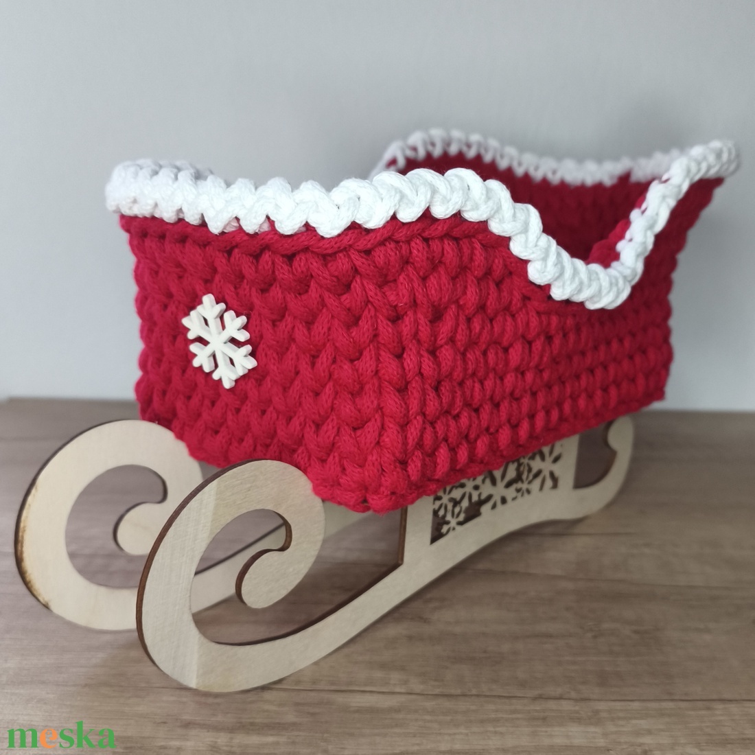 Horgolt szánkó - karácsony - karácsonyi lakásdekoráció - karácsonyi manók, figurák - Meska.hu