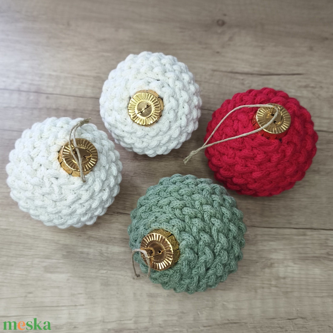 Karácsonyi gömb  - karácsony - karácsonyi lakásdekoráció - karácsonyfadíszek - Meska.hu