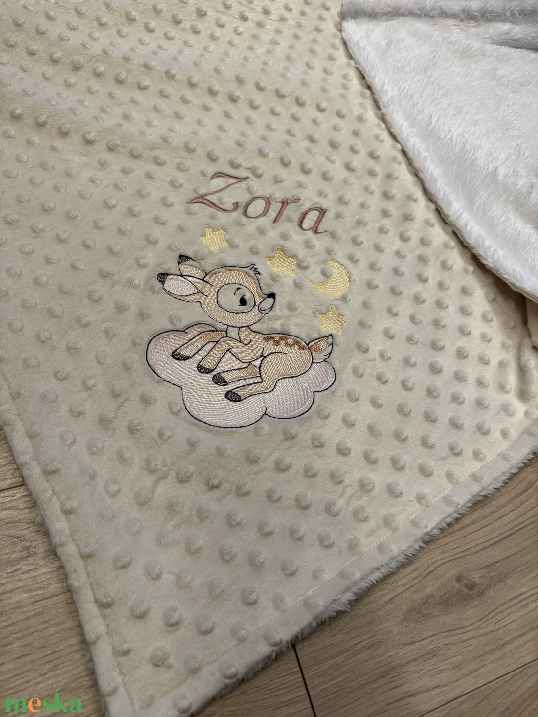 Őzike mintájú Minky-sherpa anyagú babatakaró- névre szóló - otthon & életmód - babaszoba, gyerekszoba - babatakaró, gyerek pléd - Meska.hu Őzike mintájú Minky-sherpa anyagú babatakaró- névre szóló - otthon & életmód - babaszoba, gyerekszoba - babatakaró, gyerek pléd - Meska.hu