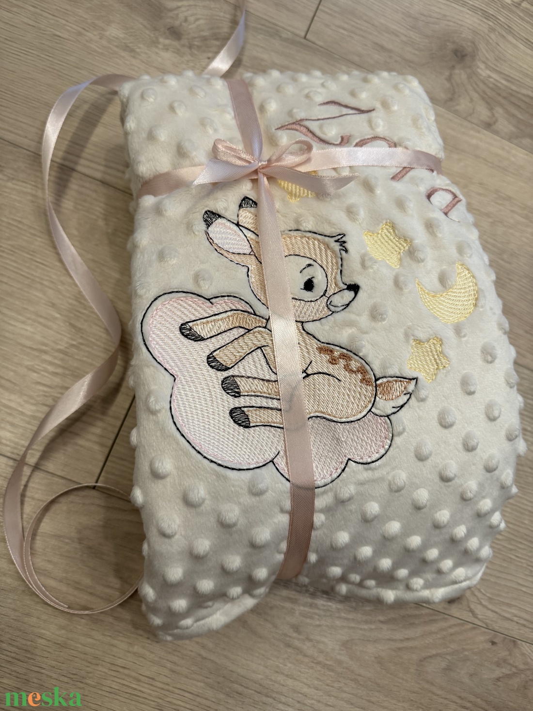 Őzike mintájú Minky-sherpa anyagú babatakaró- névre szóló - otthon & életmód - babaszoba, gyerekszoba - babatakaró, gyerek pléd - Meska.hu Őzike mintájú Minky-sherpa anyagú babatakaró- névre szóló - otthon & életmód - babaszoba, gyerekszoba - babatakaró, gyerek pléd - Meska.hu