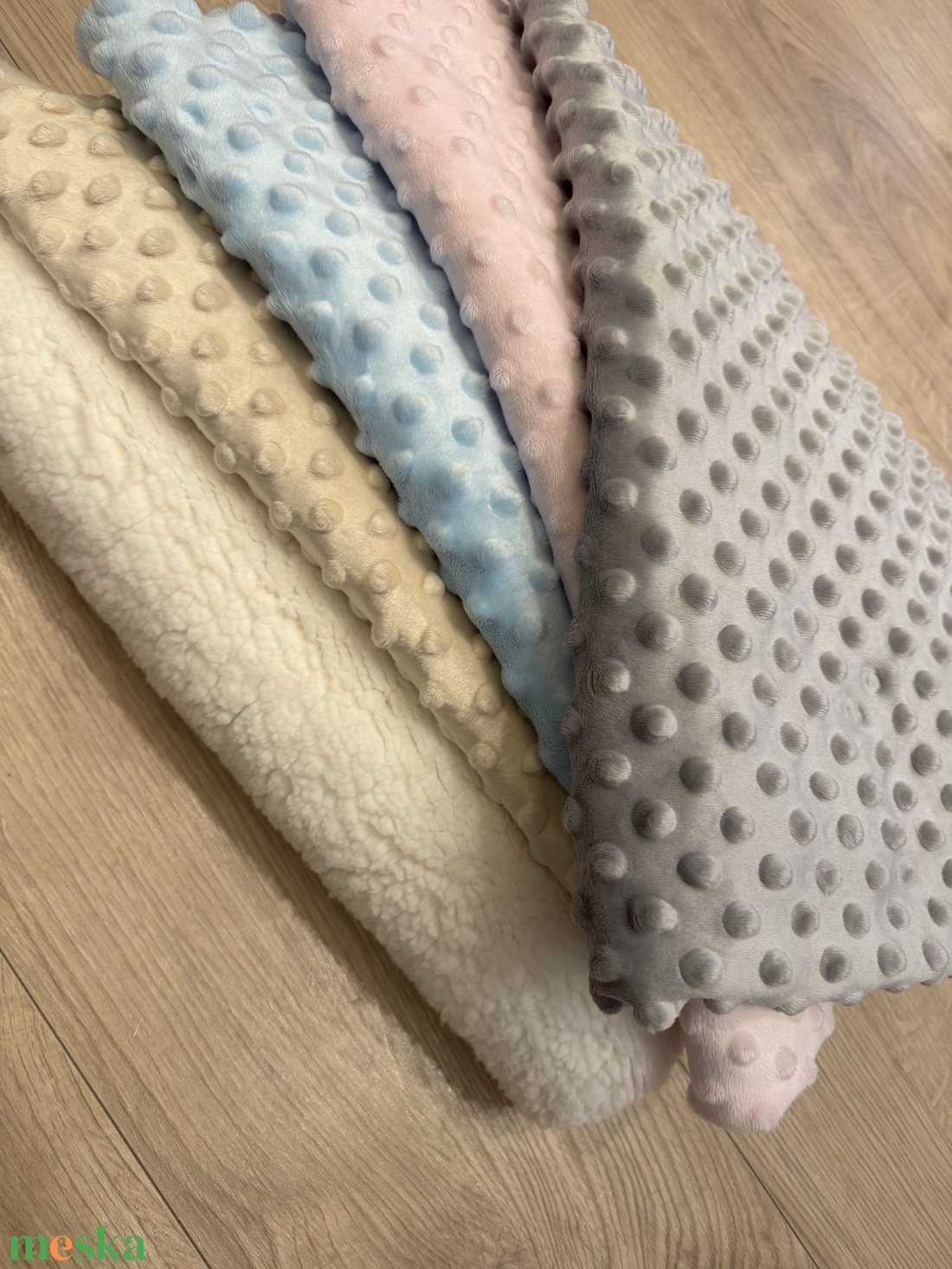 Oroszlán-lány mintás ,hímzett, névre szóló babatakaró - baba - mama - baba ágynemű - babatakaró, gyerek pléd - Meska.hu