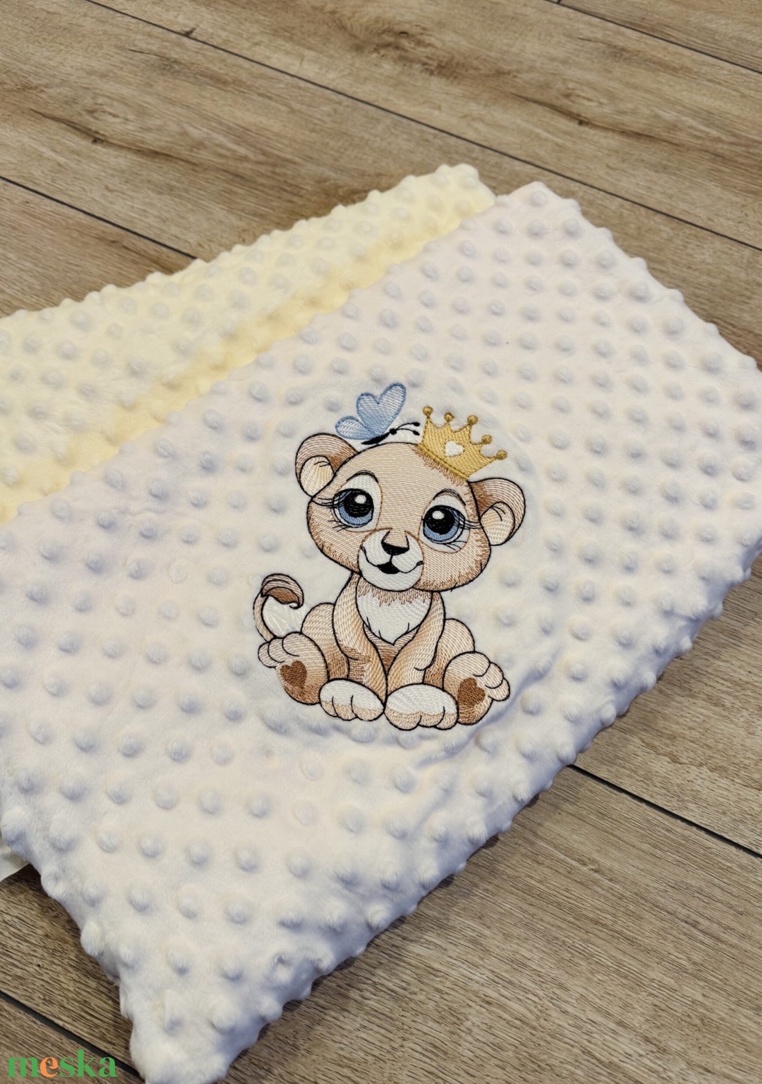 Oroszlán-fiú mintás Minky-sherpa anyagú babatakaró- névre szóló EKRÜ színben - baba - mama - baba ágynemű - babatakaró, gyerek pléd - Meska.hu