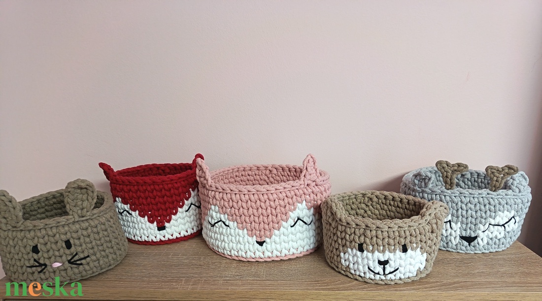 Nyuszi kosár - baba - mama - babaszobabútor - játéktároló - Meska.hu