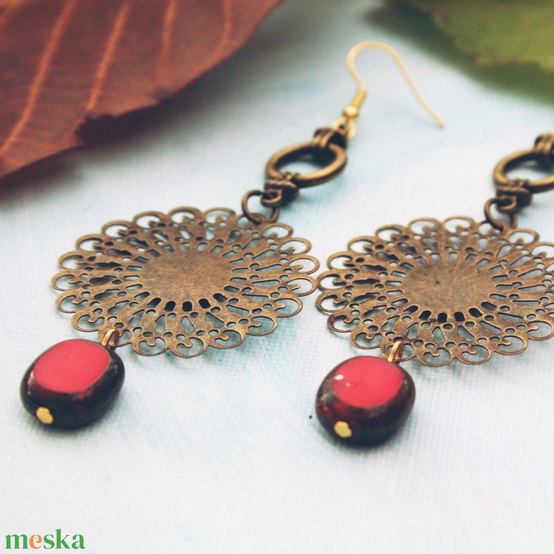Ipiapacs piros fülbevaló - ékszer - fülbevaló - lógó fülbevaló - Meska.hu