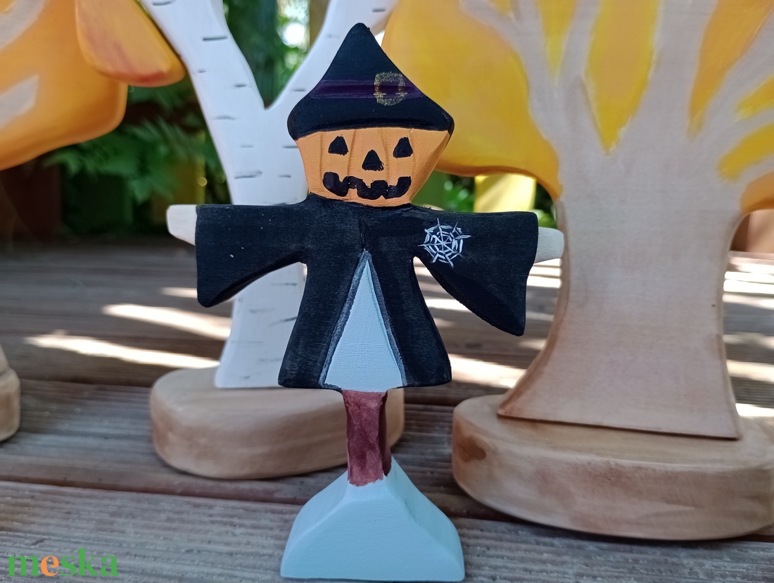 Fából készült halloweeen-i madárijesztő - otthon & életmód - dekoráció - halloween - halloweeni figurák - Meska.hu Fából készült halloweeen-i madárijesztő - otthon & életmód - dekoráció - halloween - halloweeni figurák - Meska.hu