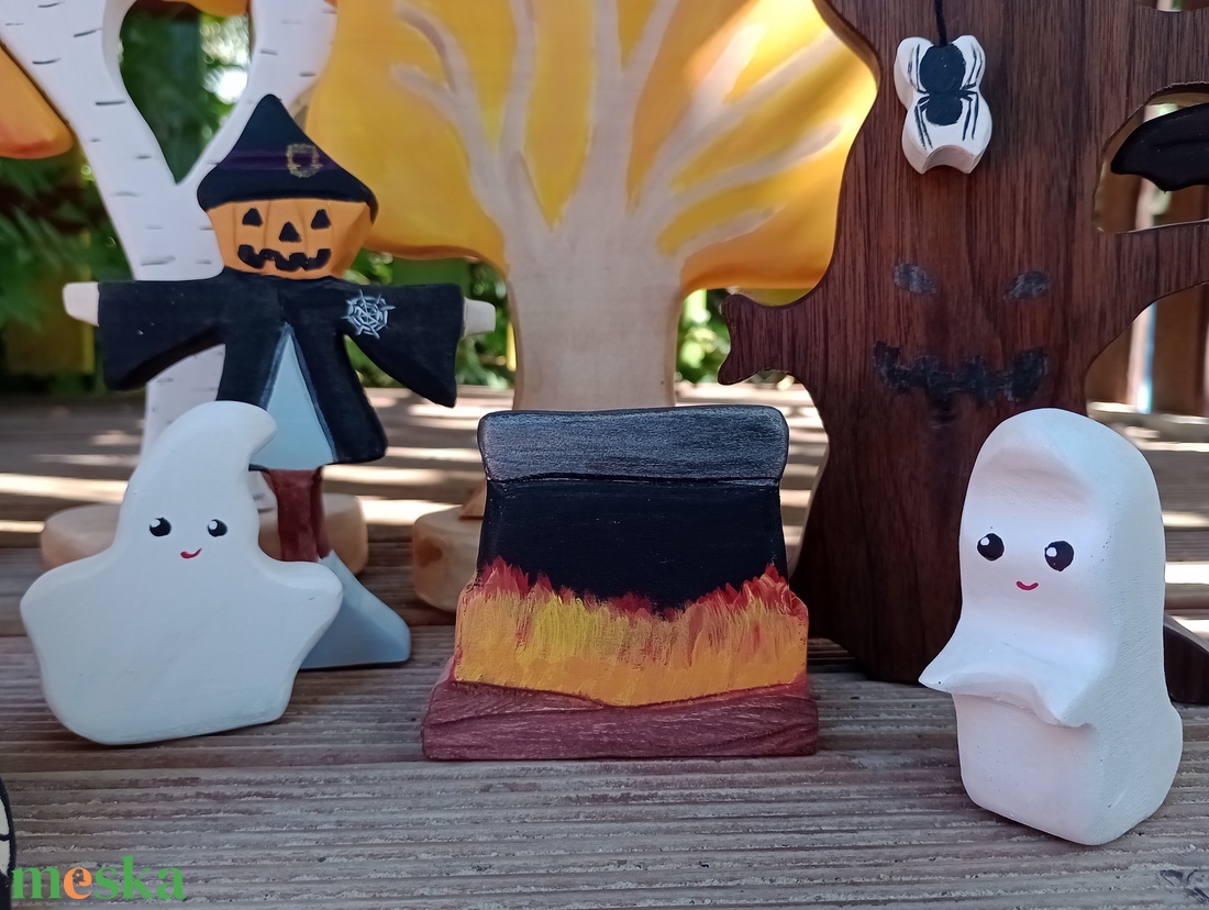 Fából készült szellemek - otthon & életmód - dekoráció - halloween - halloweeni figurák - Meska.hu Fából készült szellemek - otthon & életmód - dekoráció - halloween - halloweeni figurák - Meska.hu