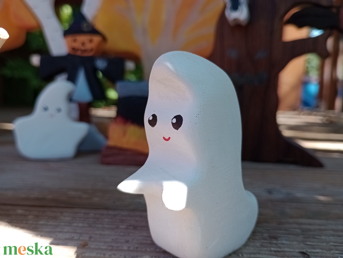 Fából készült szellemek - otthon & életmód - dekoráció - halloween - halloweeni figurák - Meska.hu Fából készült szellemek - otthon & életmód - dekoráció - halloween - halloweeni figurák - Meska.hu