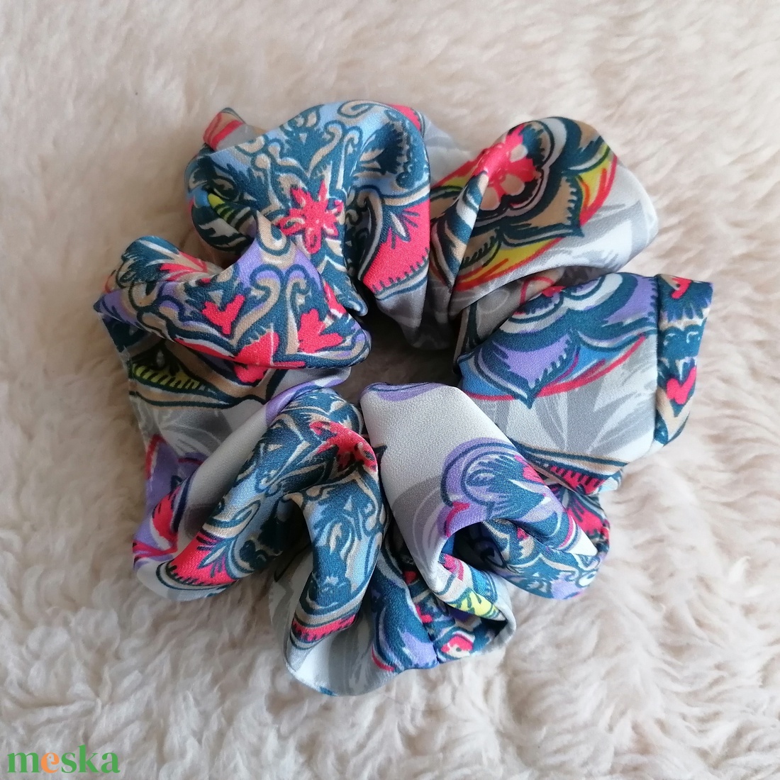 Mandala mintás scrunchie - textil hajgumi - ruha & divat - hajdísz & hajcsat - hajgumi - Meska.hu Mandala mintás scrunchie - textil hajgumi - ruha & divat - hajdísz & hajcsat - hajgumi - Meska.hu