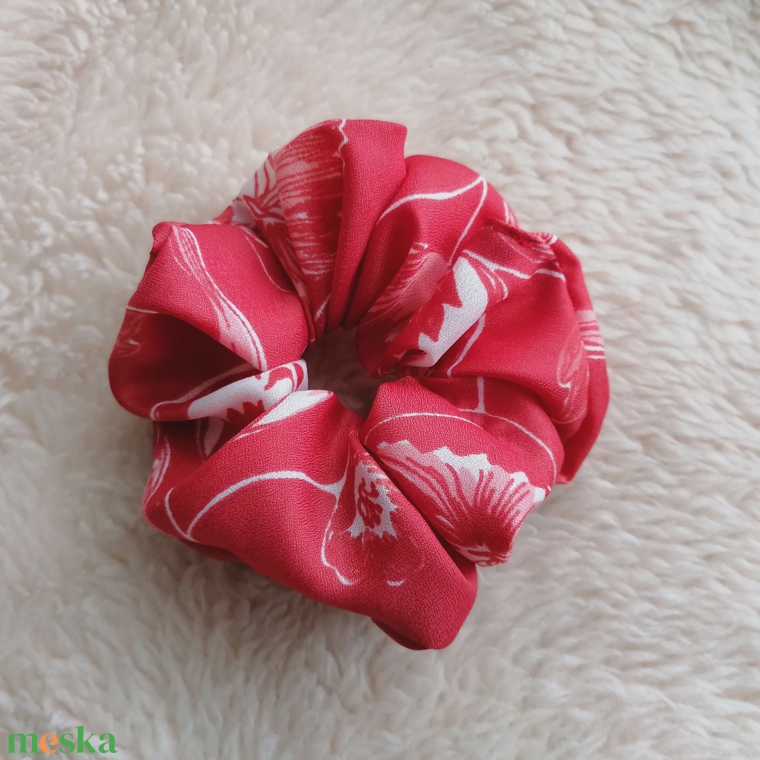 Virágmintás scrunchie - textil hajgumi - ruha & divat - hajdísz & hajcsat - hajgumi - Meska.hu Virágmintás scrunchie - textil hajgumi - ruha & divat - hajdísz & hajcsat - hajgumi - Meska.hu
