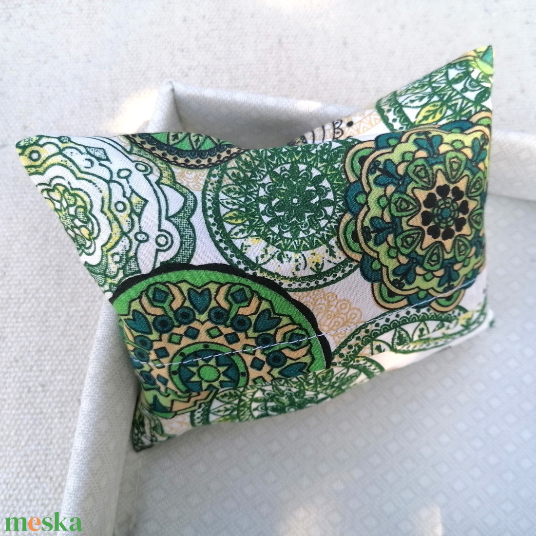 Mandala mintás meggymag párna - szépségápolás - egészségmegőrzési kellékek - meggymagpárna - Meska.hu