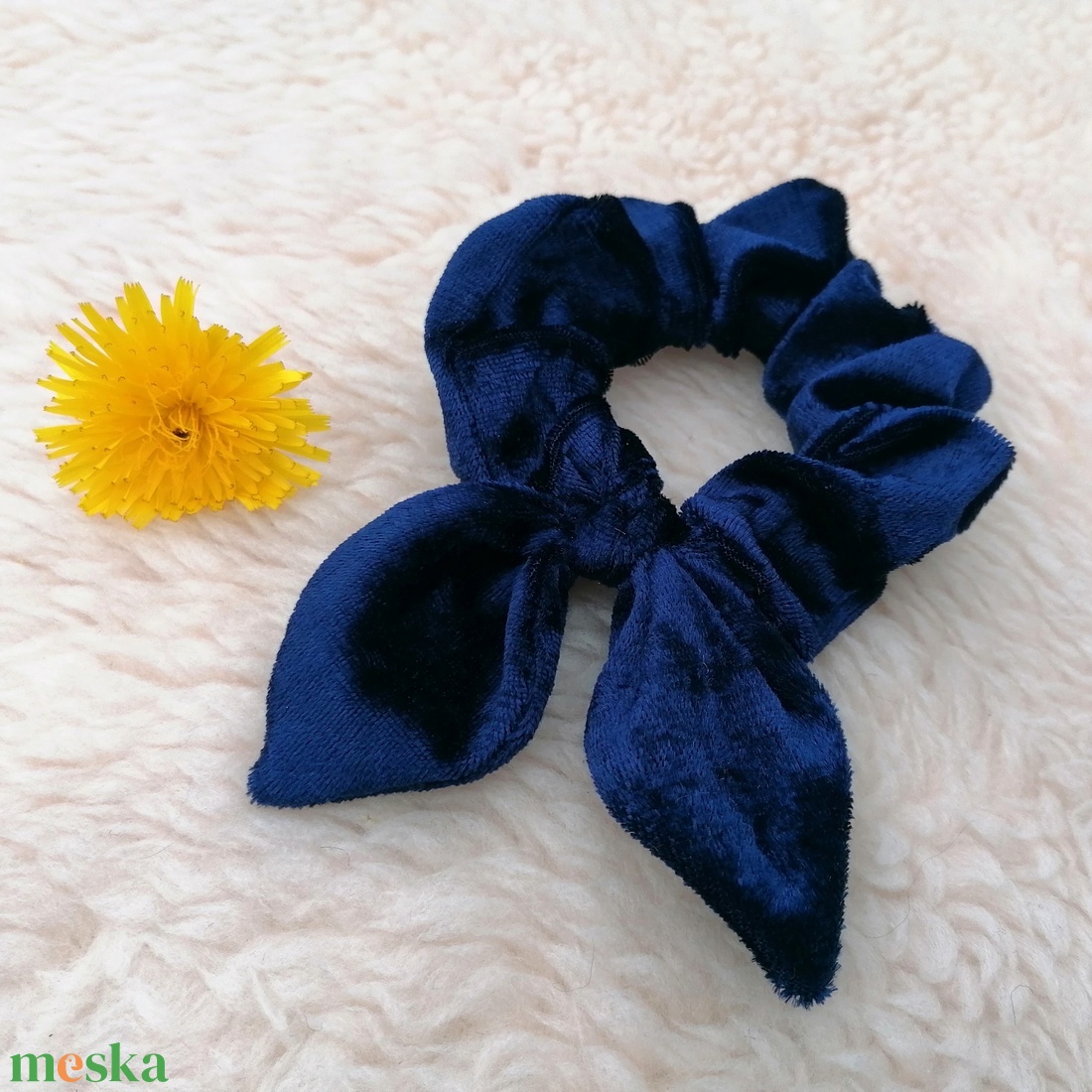 Masnis scrunchie - textil hajgumi - ruha & divat - hajdísz & hajcsat - hajgumi - Meska.hu Masnis scrunchie - textil hajgumi - ruha & divat - hajdísz & hajcsat - hajgumi - Meska.hu