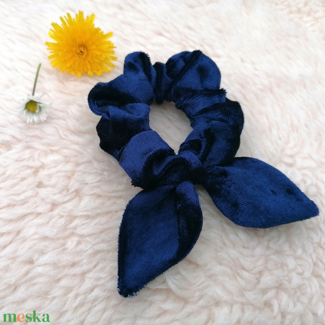 Masnis scrunchie - textil hajgumi - ruha & divat - hajdísz & hajcsat - hajgumi - Meska.hu Masnis scrunchie - textil hajgumi - ruha & divat - hajdísz & hajcsat - hajgumi - Meska.hu