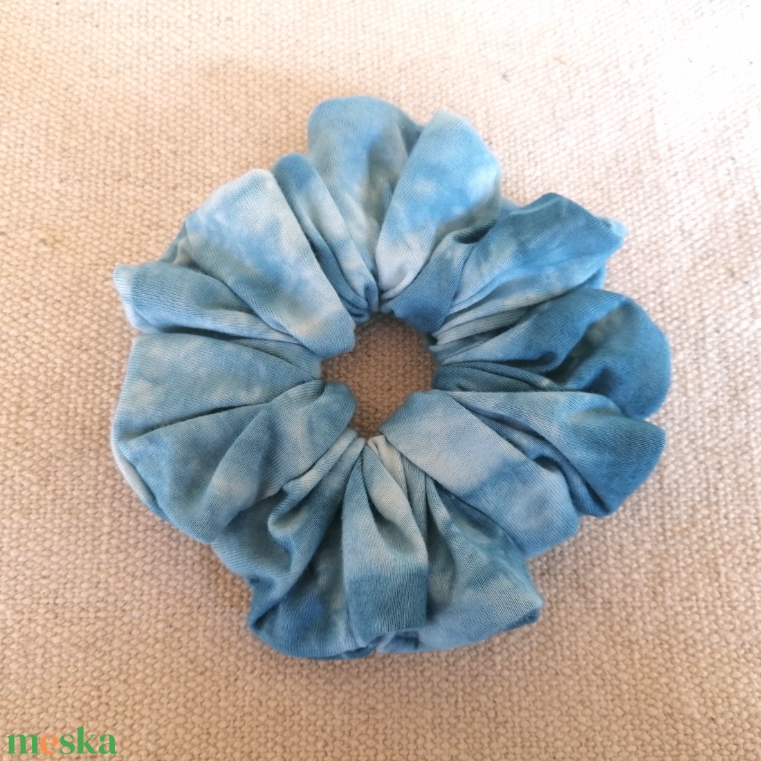 Batikolt scrunchie - textil hajgumi - ruha & divat - hajdísz & hajcsat - hajgumi - Meska.hu Batikolt scrunchie - textil hajgumi - ruha & divat - hajdísz & hajcsat - hajgumi - Meska.hu