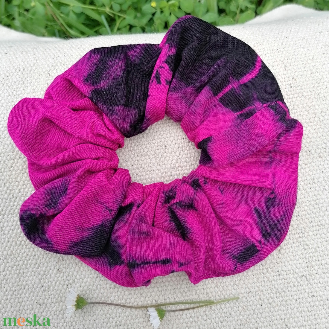 Batikolt scrunchie - textil hajgumi - ruha & divat - hajdísz & hajcsat - hajgumi - Meska.hu Batikolt scrunchie - textil hajgumi - ruha & divat - hajdísz & hajcsat - hajgumi - Meska.hu