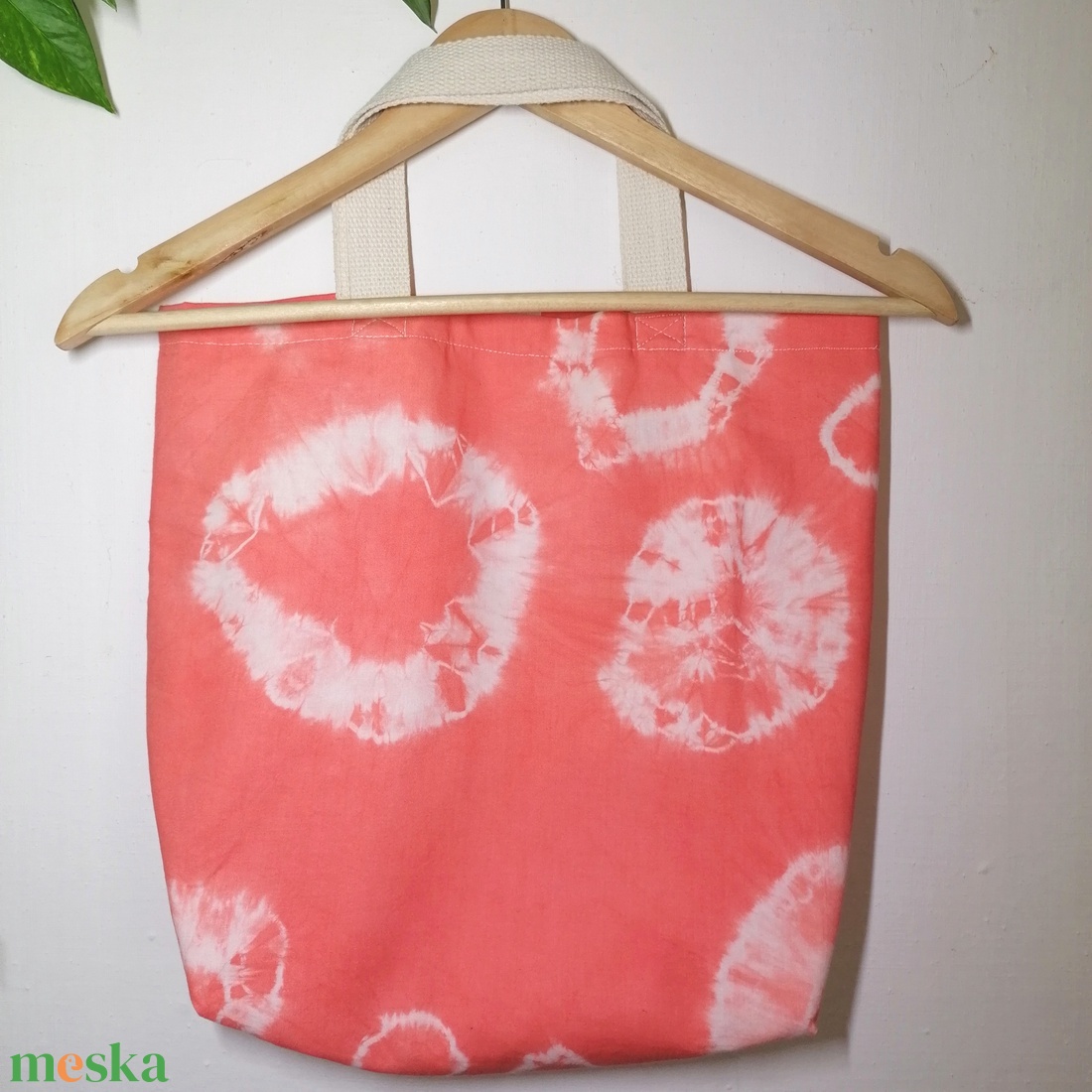 Korall színű batikolt textil kézitáska - táska & tok - bevásárlás & shopper táska - shopper, textiltáska, szatyor - Meska.hu Korall színű batikolt textil kézitáska - táska & tok - bevásárlás & shopper táska - shopper, textiltáska, szatyor - Meska.hu