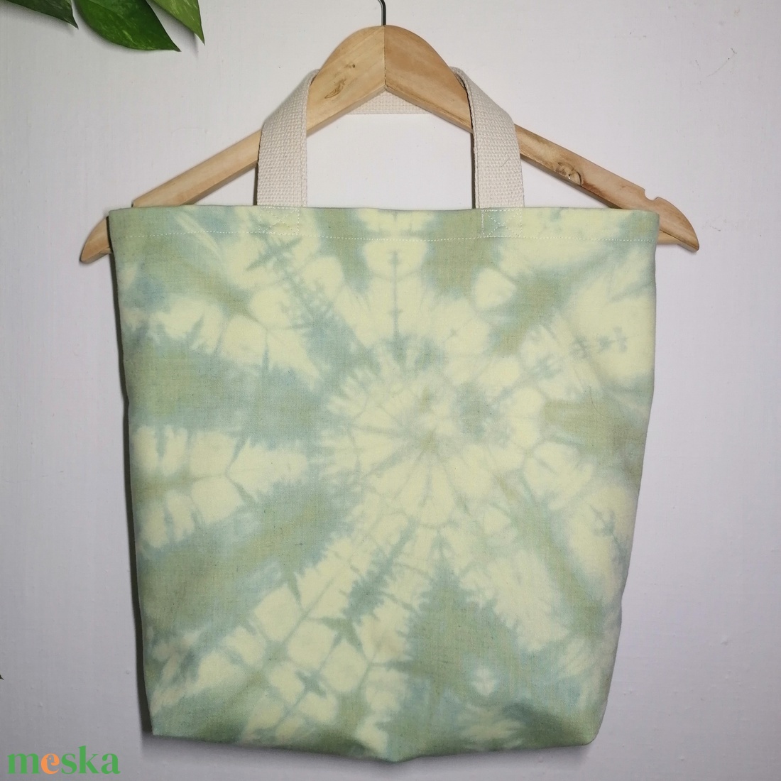 Batikolt mintás textil kézitáska - táska & tok - bevásárlás & shopper táska - shopper, textiltáska, szatyor - Meska.hu Batikolt mintás textil kézitáska - táska & tok - bevásárlás & shopper táska - shopper, textiltáska, szatyor - Meska.hu
