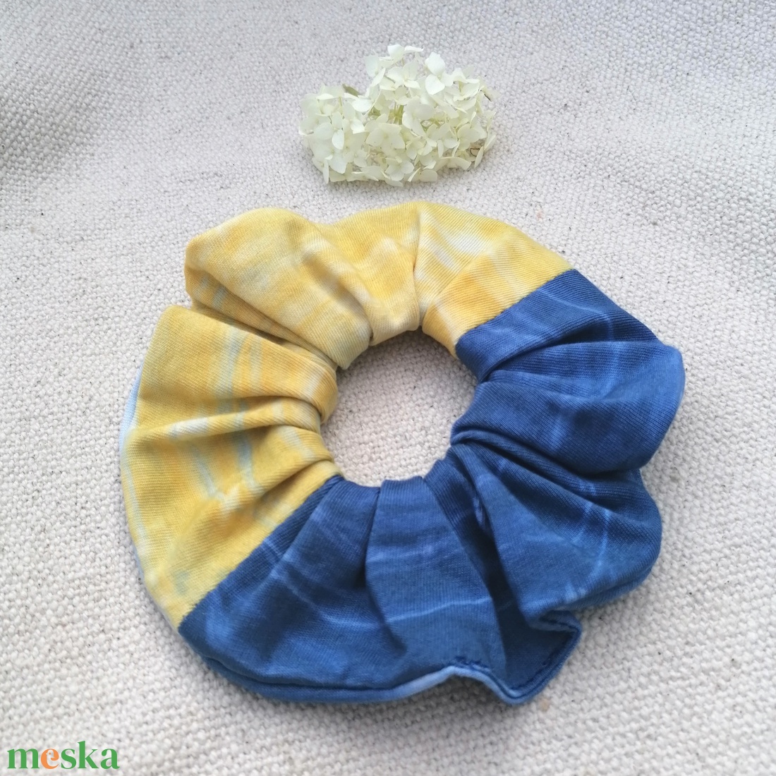 Batikolt scrunchie - textil hajgumi - ruha & divat - hajdísz & hajcsat - hajgumi - Meska.hu Batikolt scrunchie - textil hajgumi - ruha & divat - hajdísz & hajcsat - hajgumi - Meska.hu
