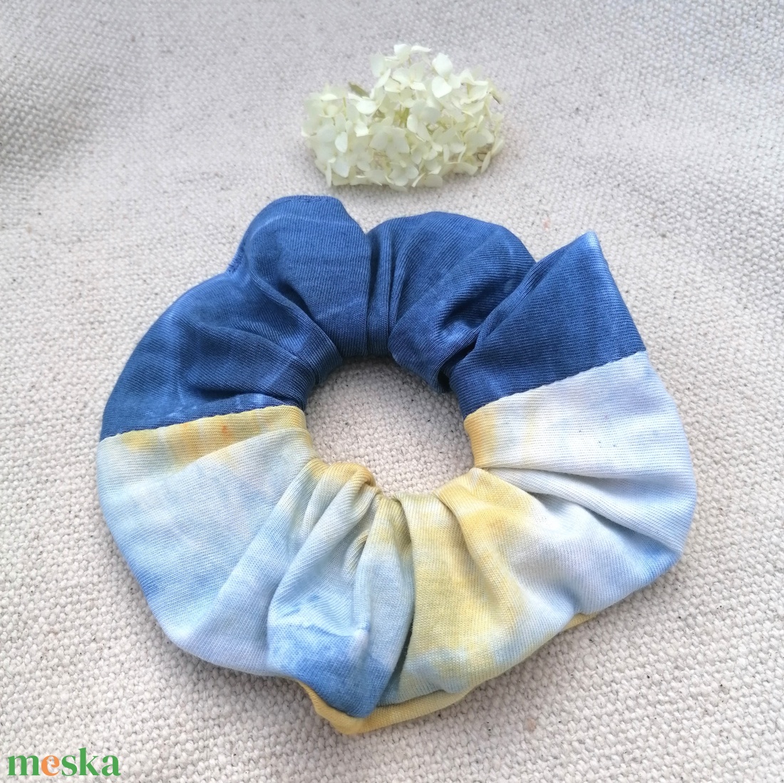 Batikolt scrunchie - textil hajgumi - ruha & divat - hajdísz & hajcsat - hajgumi - Meska.hu Batikolt scrunchie - textil hajgumi - ruha & divat - hajdísz & hajcsat - hajgumi - Meska.hu