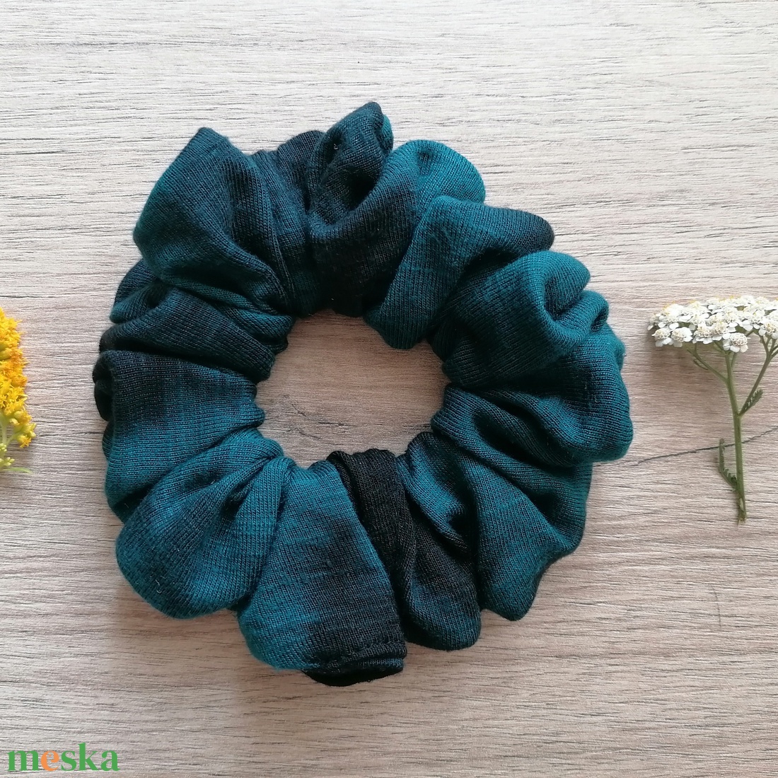 Batikolt scrunchie - textil hajgumi - ruha & divat - hajdísz & hajcsat - hajgumi - Meska.hu