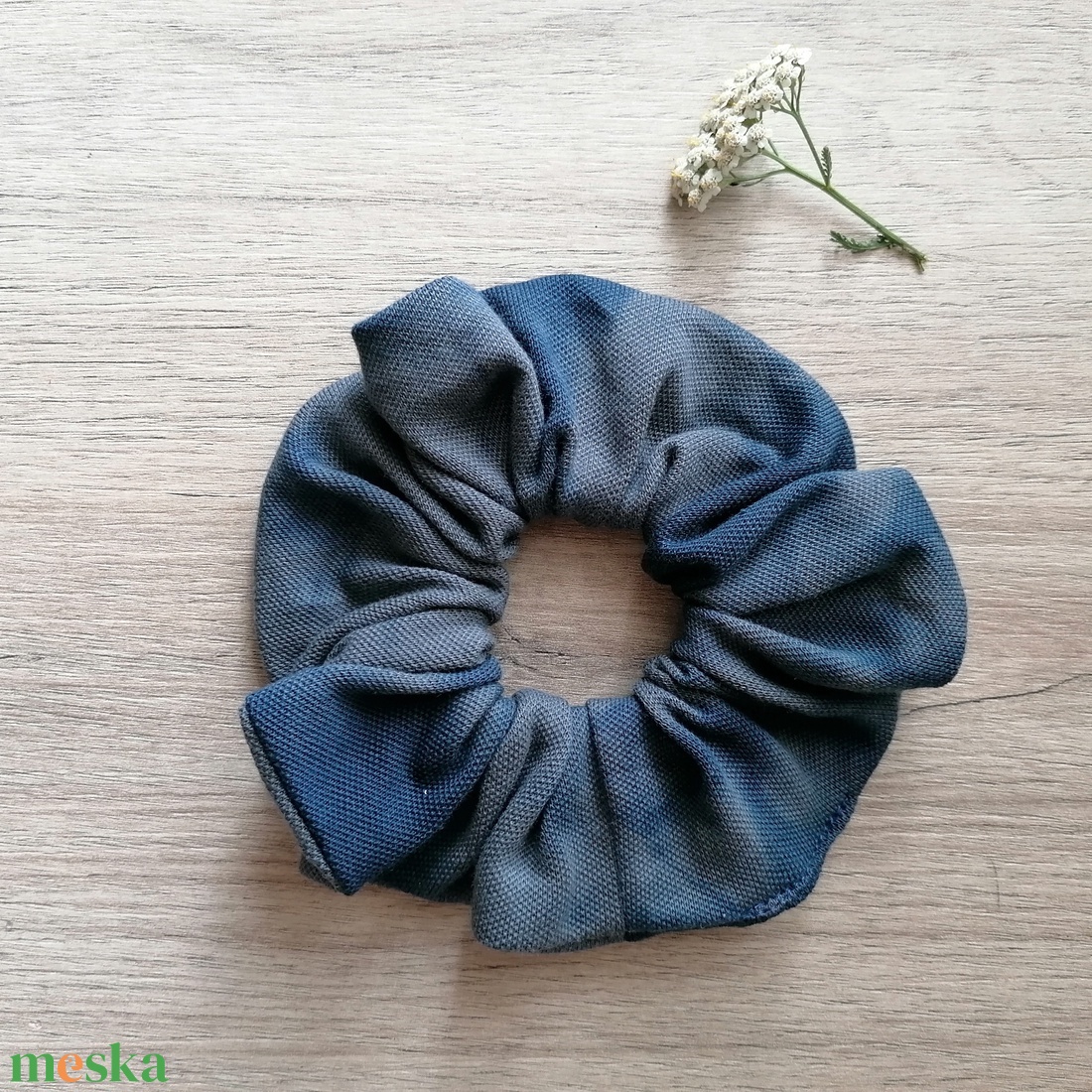 Batikolt scrunchie - textil hajgumi - ruha & divat - hajdísz & hajcsat - hajgumi - Meska.hu Batikolt scrunchie - textil hajgumi - ruha & divat - hajdísz & hajcsat - hajgumi - Meska.hu