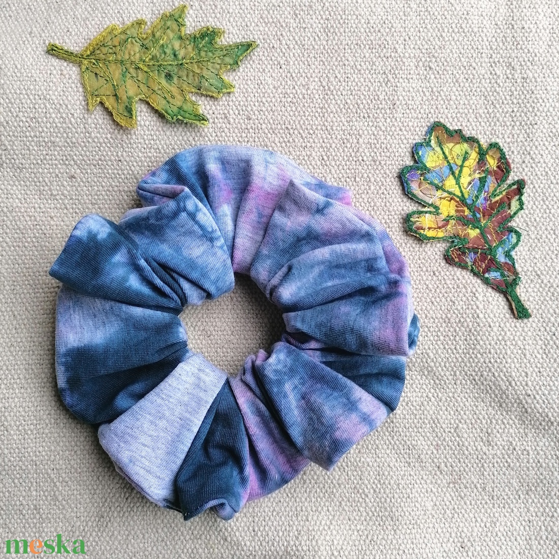 Batikolt scrunchie - textil hajgumi - ruha & divat - hajdísz & hajcsat - hajgumi - Meska.hu