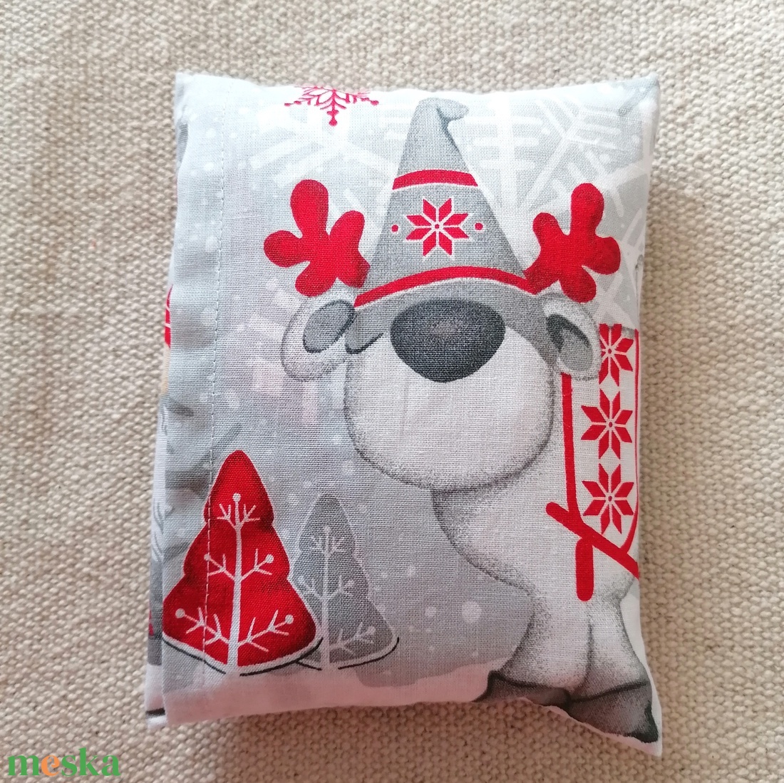Manó  és rénszarvas mintás meggymag párna - szépségápolás - egészségmegőrzési kellékek - meggymagpárna - Meska.hu