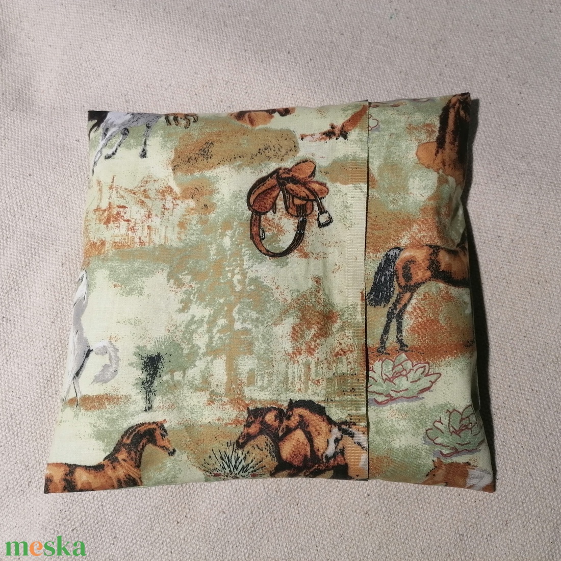 Lovak mintás meggymag párna - szépségápolás - egészségmegőrzési kellékek - meggymagpárna - Meska.hu