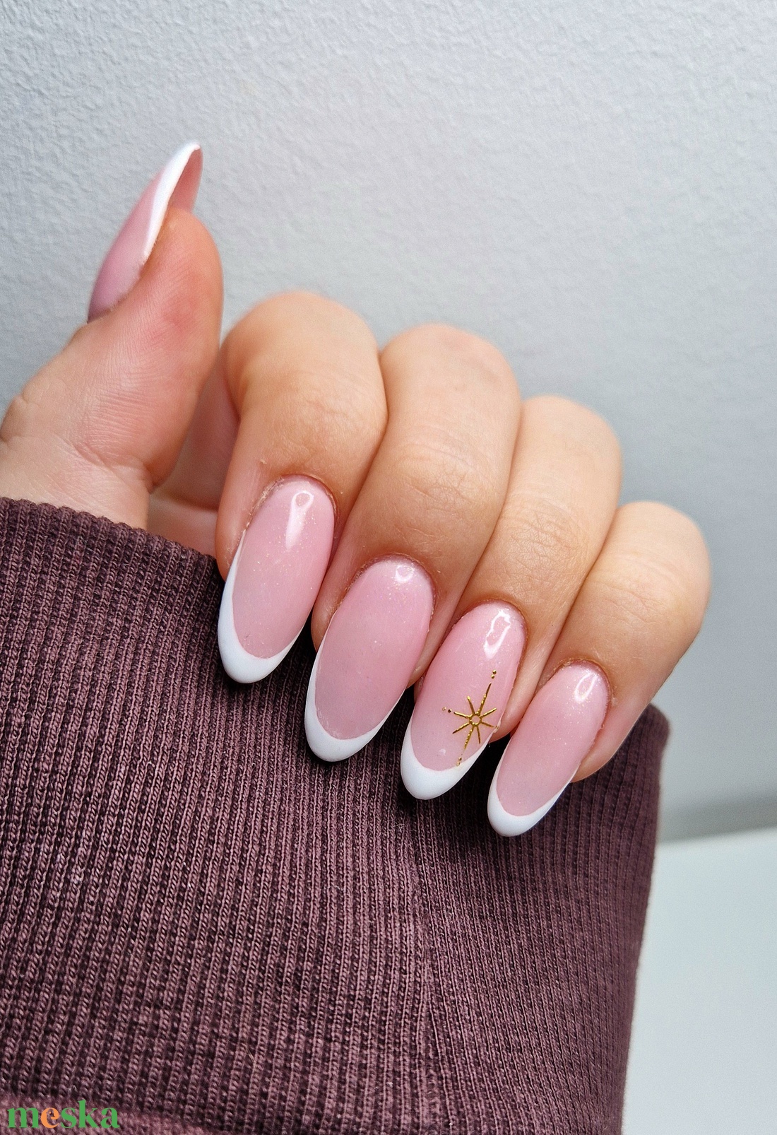 Kézzel készített, egyedi press-on körömök (francia) - szépségápolás - testápolás - kéz- és lábápolás - Meska.hu