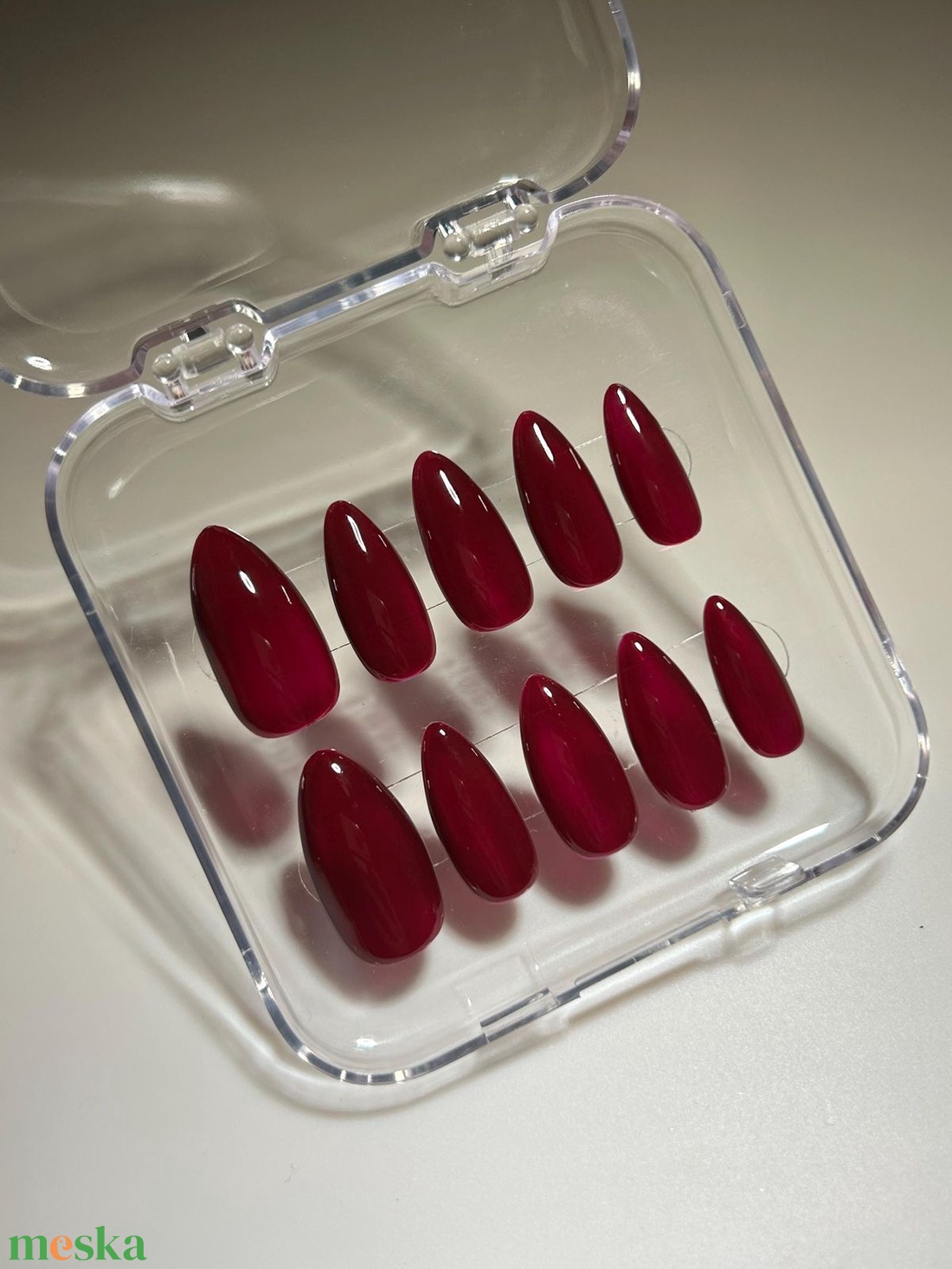 Kézzel készített, egyedi press-on körömök (burgundi) - szépségápolás - testápolás - kéz- és lábápolás - Meska.hu