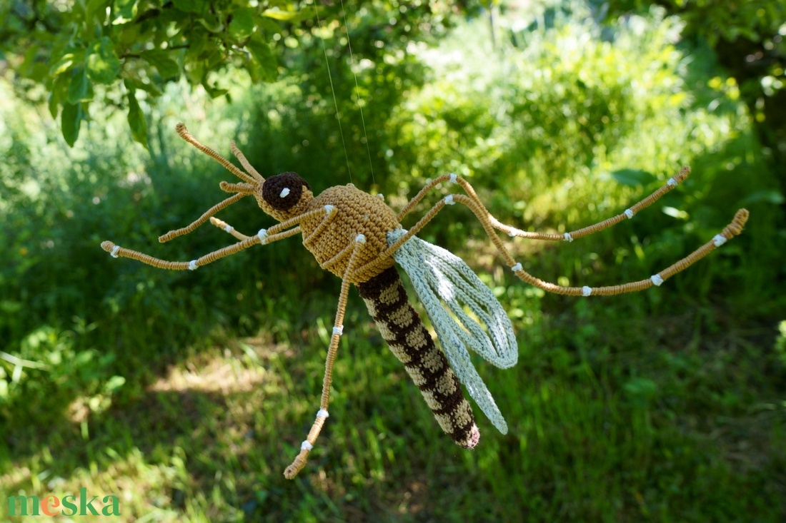 Horgolt gyötrőszúnyog (Aedes vexans) - játék & sport - plüssállat & játékfigura - más figura - Meska.hu